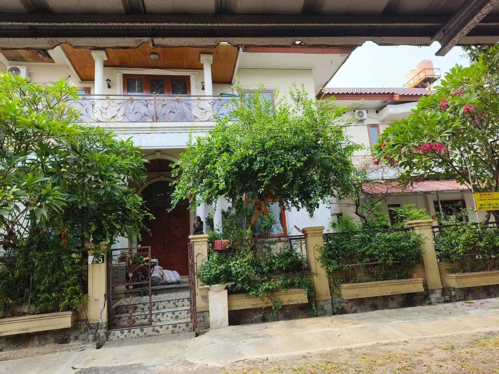 Jual Rumah Kos Kosan Strategis di Pelita Air Service Jakarta Timur