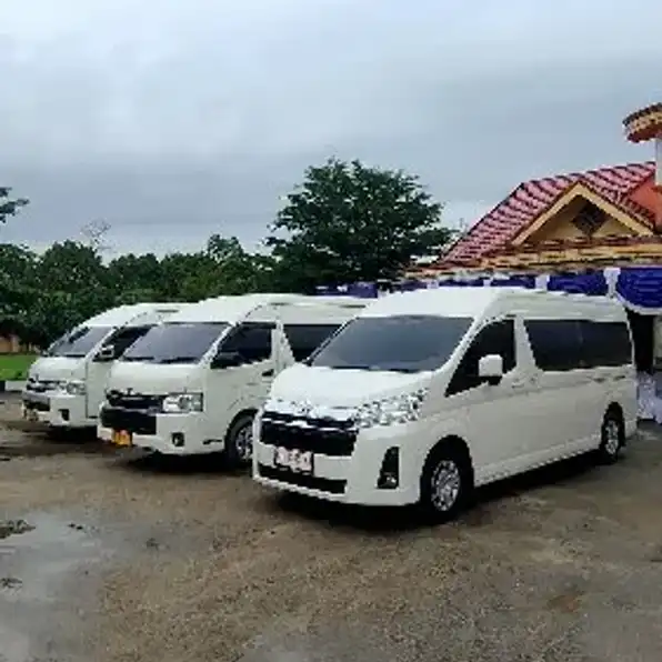 Sewa Hiace Premio Palembang 0853-6666-6717 Mutiara indah