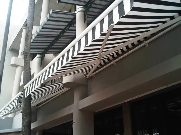 awning lipat