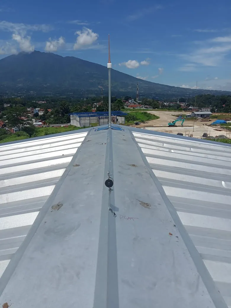 Jasa Tukang Pasang Penangkal Petir Di Tanah Sareal Bogor..