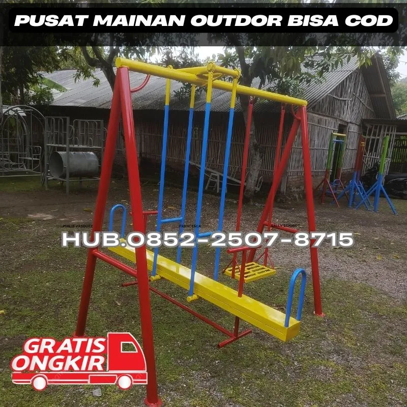Gambar ayunan besi klasik Dan mainan playground outdoor Kec Kwanyar Bangkalan