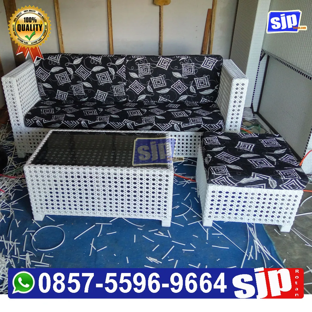 085755969664, sofa rotan sintetis anyaman mata ayam cocok untuk ruang tamu