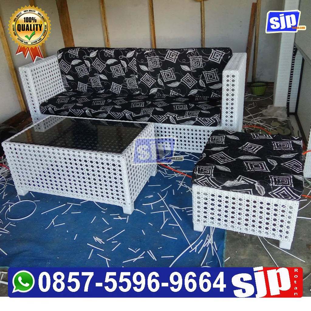 085755969664, sofa rotan sintetis anyaman mata ayam cocok untuk ruang tamu
