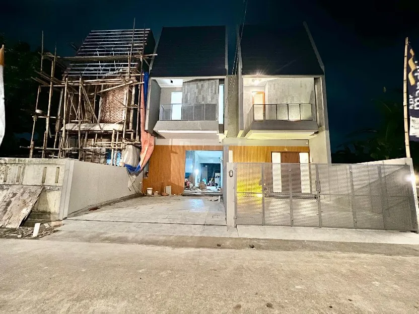 Hunian minimalis modern dalam komplek di Jatiasih Bekasi