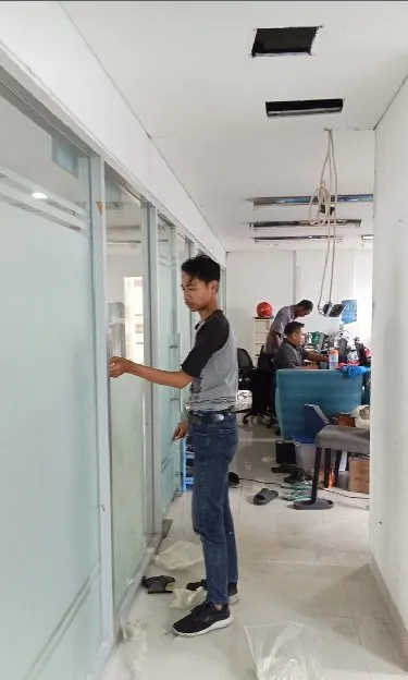 pasang sticker sandblast serpong