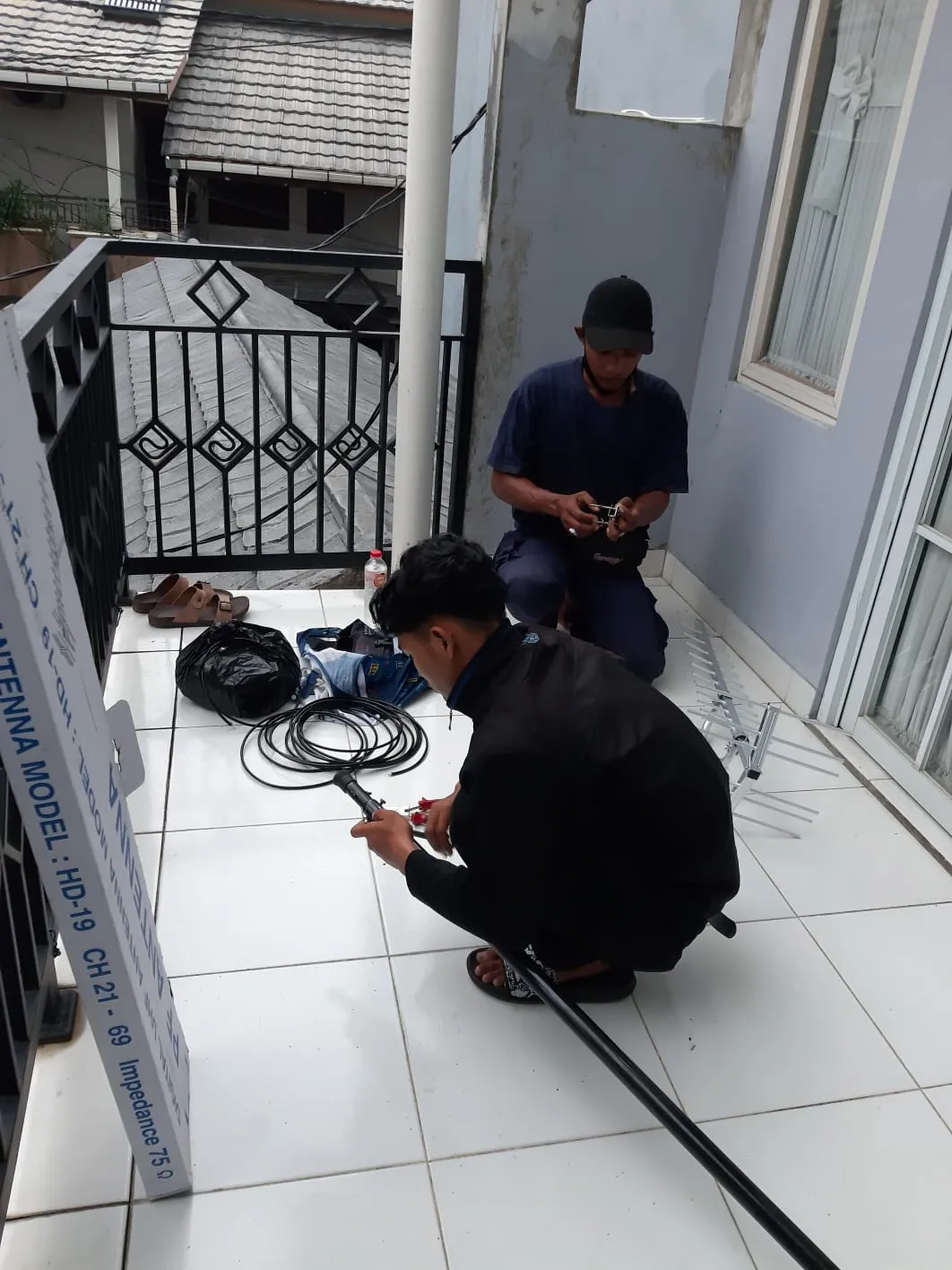 Harga Lengkap Pasang Baru Dan Service Antena Terpercaya Pondok gede Bekasi