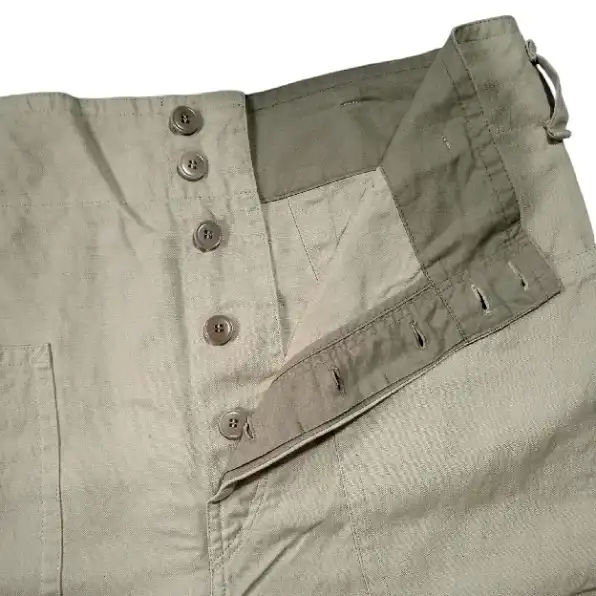 Baggy Pants 4 Big Pocket • Cream Khakis