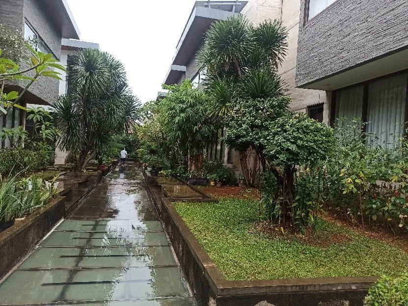 RUMAH TOWN HOUSE MEWAH KEMANG JAKARTA SELATAN