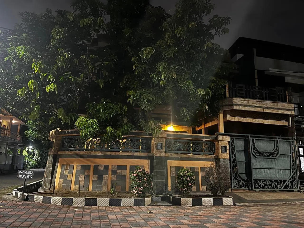 Jual Rumah Hook 2 Lantai Pondok Maritim Indah Kota Surabaya
