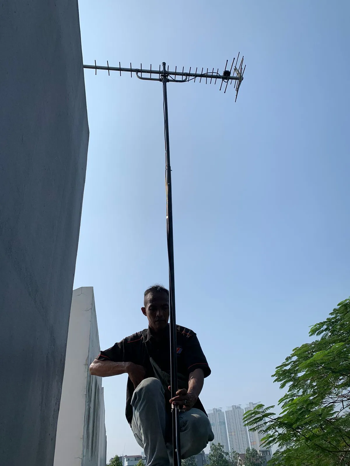 Tukang Pasang Dan Service Antena Tv Digital, Jatiwaringin - Bekasi