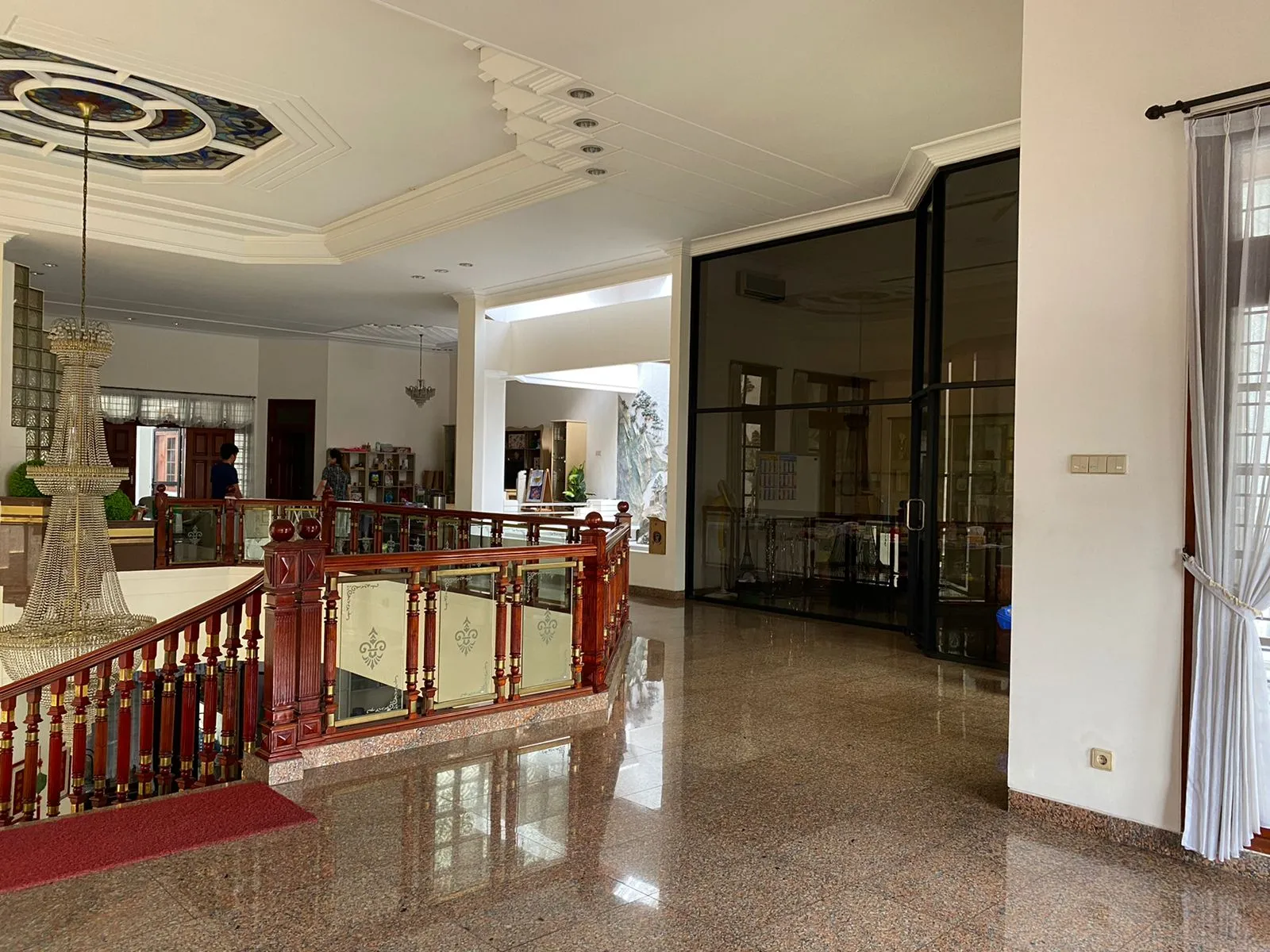 Dijual Rumah Mewah Shm Tegalsari di Pusat Kota Surabaya