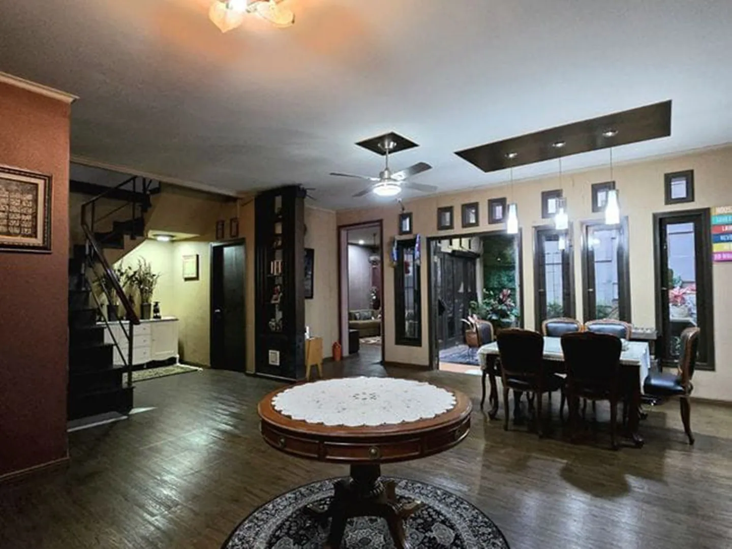Jual Rumah Mewah di Cakra Wijaya Jakarta Timur Shm