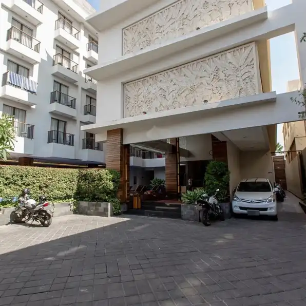 Jual Hotel Bintang 3 Siap Pakai Dekat Pantai Seminyak Kuta Bali