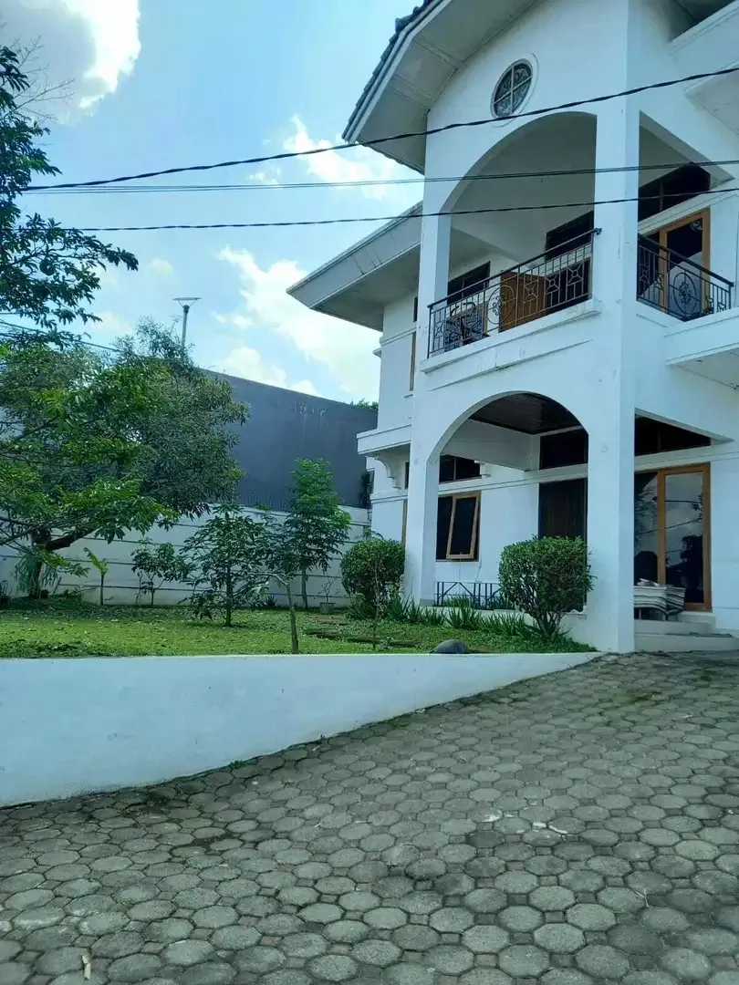 Jual Rumah Mewah Komplek Setiabudi Regency Bandung Barat