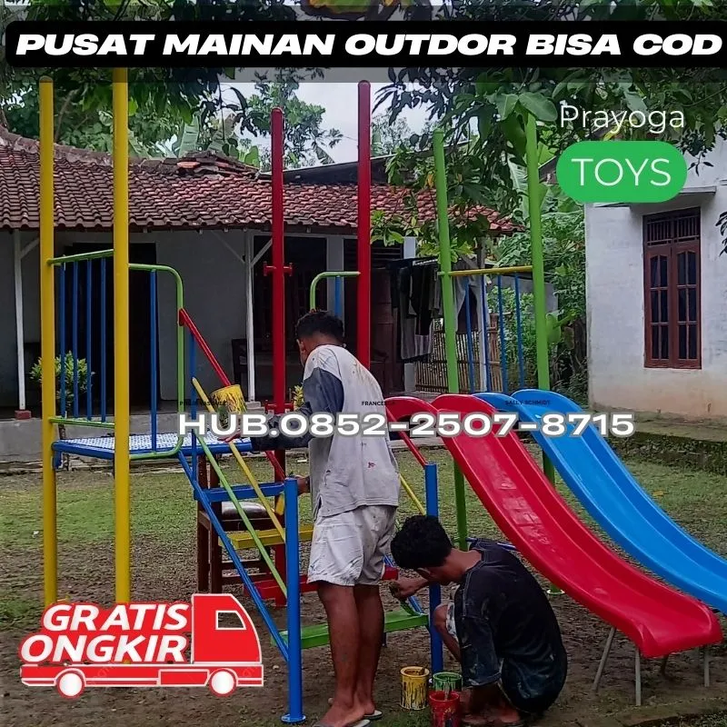 Gambar ayunan besi klasik Dan mainan playground outdoor Kec Suruh Trenggalek