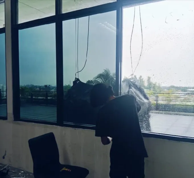 kaca film rumah kebon jeruk