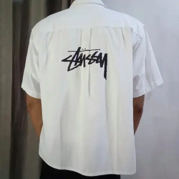 Boxy Shirt Stussy • Custom