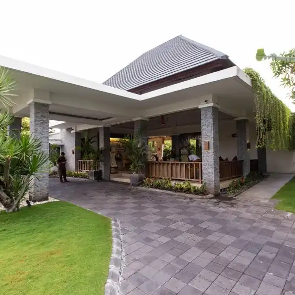 Jual Villa Aktif Bagus Mewah di Jalan Yudistira Badung Bali