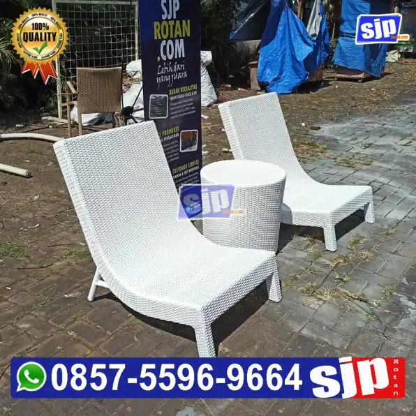 sunbed pool rotan sintetis model buntung rotan sintetis