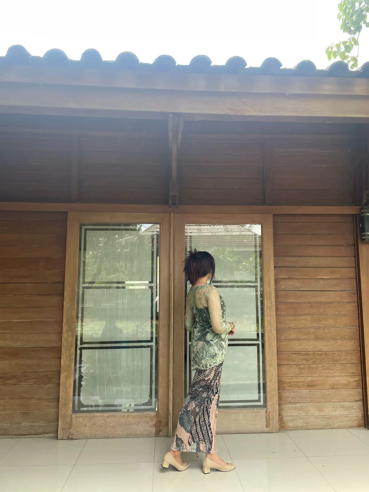 Terbaik, Kebaya Bali, Bustier, Wisuda SMP, Banjarmasin, NENG LINA KEBAYA