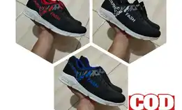 Sepatu Sneaker Pria Sport Trendy 