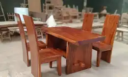 meja makan trembesi