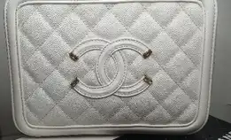 Tas Chanel Vanity White