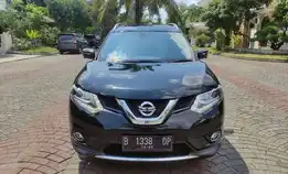 Nissan X-Trail 2.5 Bensin-At 2015