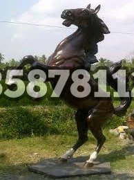 Patung Kuda