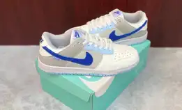 Sepatu Sneakers Basket Nike Sb Dunk Low Ivory Hyper Royal