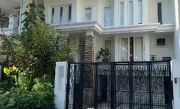 Di Jual Rumah Graha Family Surabaya 