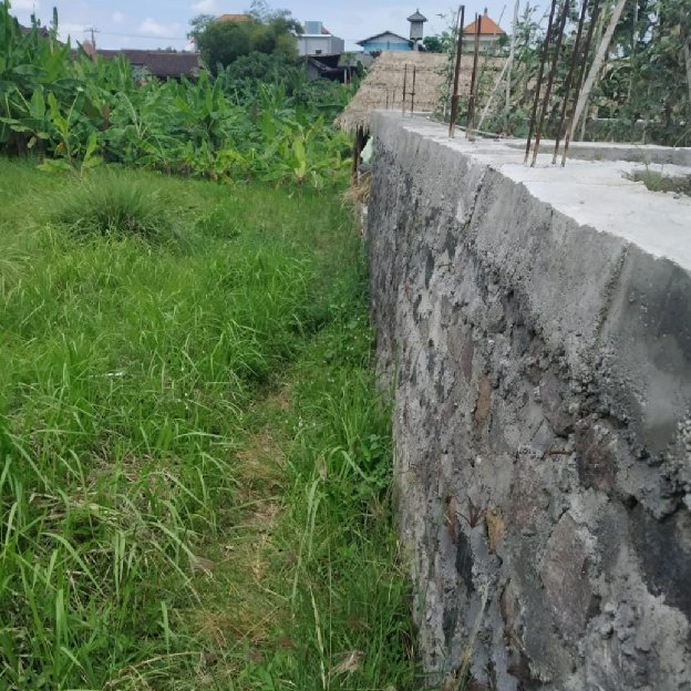 Dikontrakan 4,45 Are, Jl. Raya Canggu Timur Bab Gul Men Lari Kuta Utara