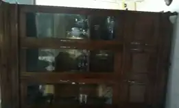 Lemari Hias 3 Pintu Jati