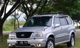 Suzuki Escudo Xl7 Tahun 2005