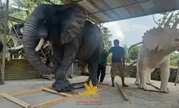 Patung Gajah Besar