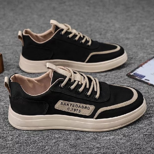 Sepatu Sneakers Pria Keren Kekinian