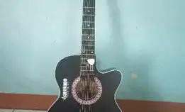 Gitar Yamaha