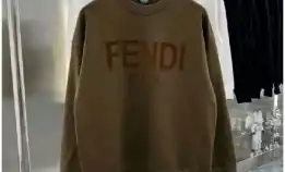 Sweater Pria Fendi