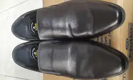 Sepatu Pantofel Pria Kulit Merk Lois Original 