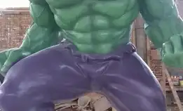 Patung Hulk