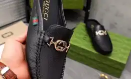 Sepatu Sandal Selop Pria Gucci Ny Mickey