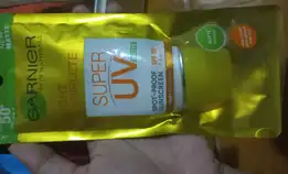 Garnier Light Complete Super Uv Matte Spotproof Sunscreen Spf 50+ Pa++