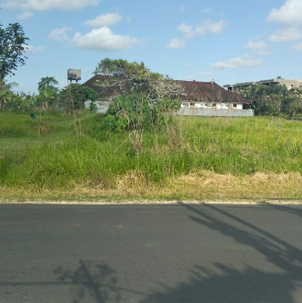 Disewakan 17 Are, Jl. Pantai Nyanyi Banjar Pasti Beraban Kediri Tabanan