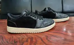 Air Jordan 1 Low  No Swoosh Black White Original Size 39