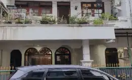 Jual Rumah Siap Huni Masuk Mobil Lokasi Jakarta Timur