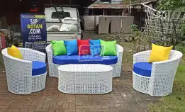 Sofa Rotan Sintetis Anyaman Mata Ayam