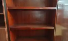 lemari rak display kayu solid