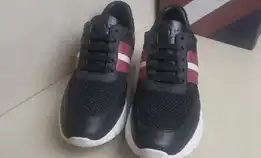 Sepatu Sneakers Pria Bally