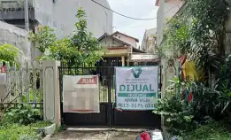 Rumah Lama Bagus Di Jalan Raya Menur Surabaya Strategis