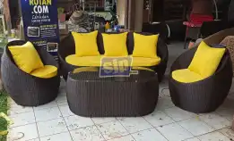 Sofa Gentong Rotan Sintetis Rangka Besi Dilapisi Anti Karat